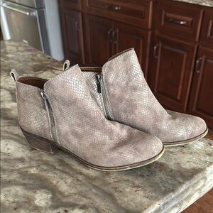 Lucky Brand Basel Women's Tan Ankle Boots